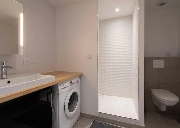 303 - Duplex Moderne - Jeanne D'arc, *