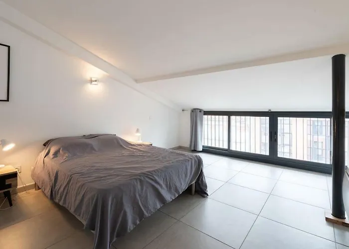 303 - Duplex Moderne - Jeanne D'arc, *