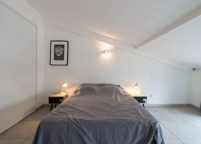 303 - Duplex Moderne - Jeanne D'arc, Apartment Toulouse