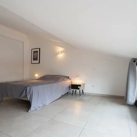 شقة 303 - Duplex Moderne - Jeanne D'arc, *